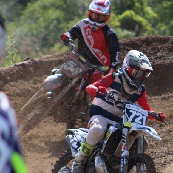 Meet your Posher, Robert - Picture 1 of 1